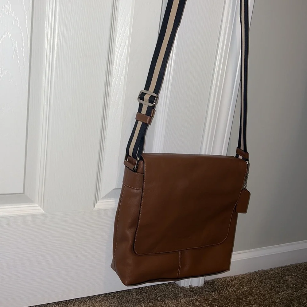 Authentic Coach Bag - Picture 3 of 6
